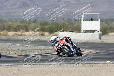 media/Nov-01-2025-CVMA (Sat) [[fc0f7531b8]]/Race 7-Formula Twins-Formula 40 UL/